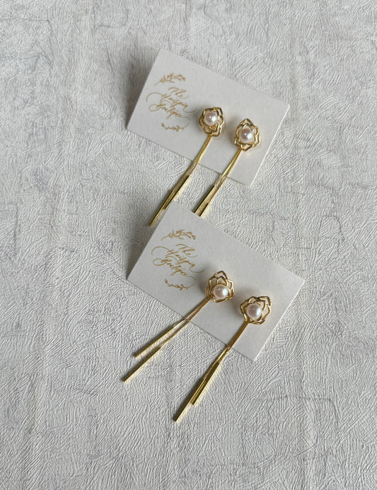 Camel Elegant Rose Earrings